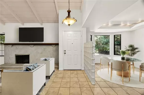 Chico, CA 95926,2413 Holly