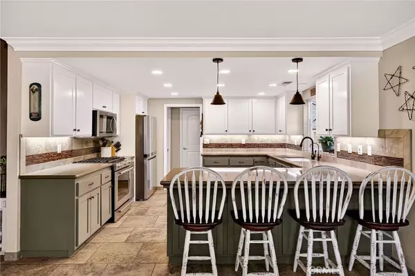 Chico, CA 95973,24 Roseanna Court