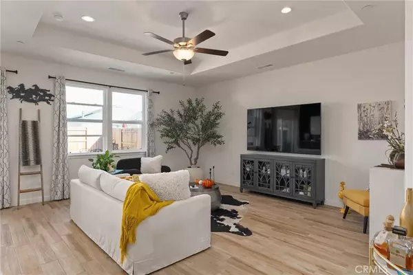 Chico, CA 95973,328 Gladstone Commons