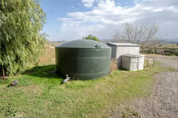 Saugus, CA 91390,29951 Bouquet Canyon