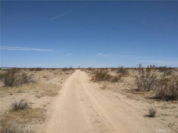 Lancaster, CA 93535,0 Ave I-12 nr 220th St E