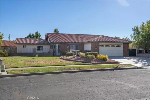 424 Bogie Street, Palmdale, CA 93551