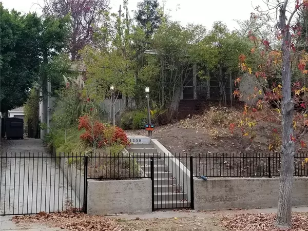 4209 Costello Avenue, Sherman Oaks, CA 91423