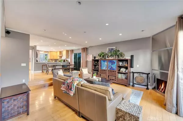 4222 Troost Avenue #21, Studio City, CA 91604