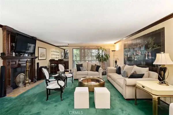 18324 Clark Street #215, Tarzana, CA 91356