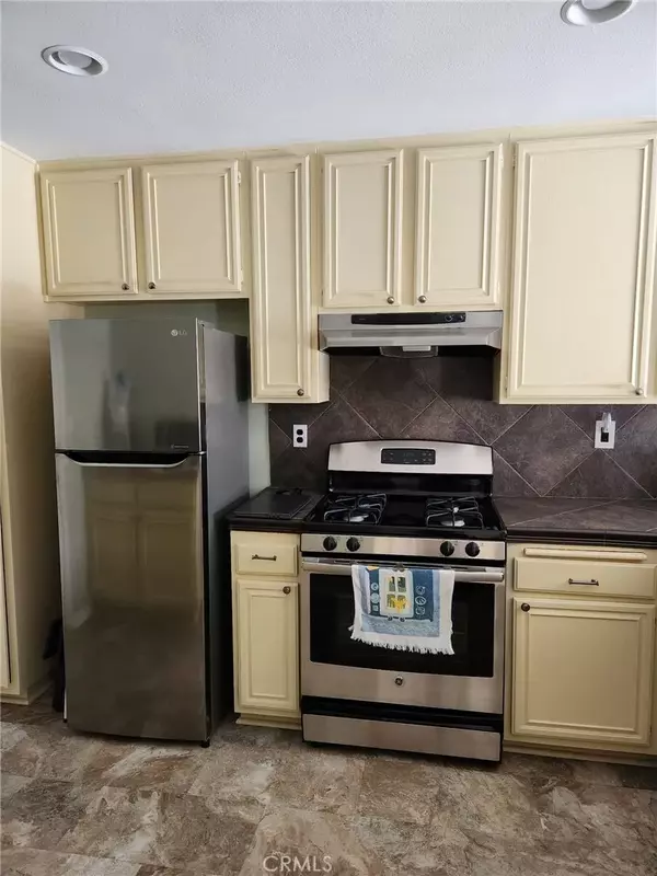 Saugus, CA 91350,28146 Bobwhite Circle #62