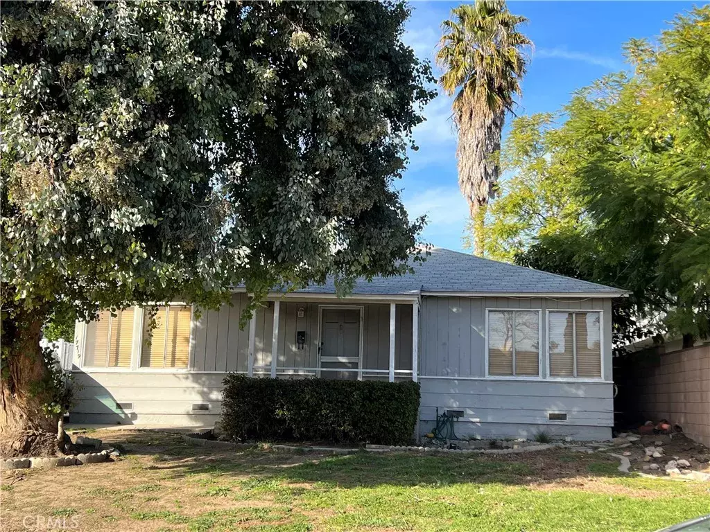 Granada Hills, CA 91344,17719 Kingsbury Street
