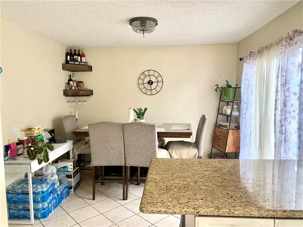 Panorama City, CA 91402,14713 Parthenia Street #17