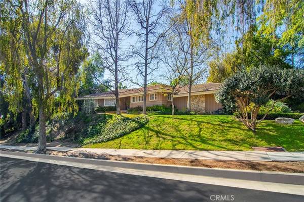 Tarzana, CA 91356,4611 Cerro Verde Place