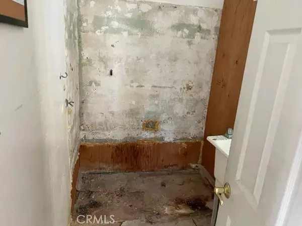 Sun Valley, CA 91352,8481 Rincon Avenue