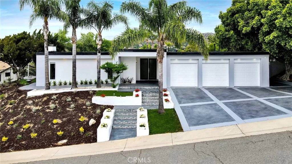 80 Flintlock Lane, Bell Canyon, CA 91307