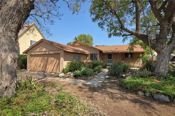 11132 Hershey Street, Sun Valley, CA 91352