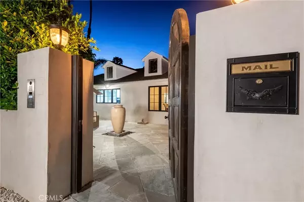 Sherman Oaks, CA 91403,15145 Del Gado Drive