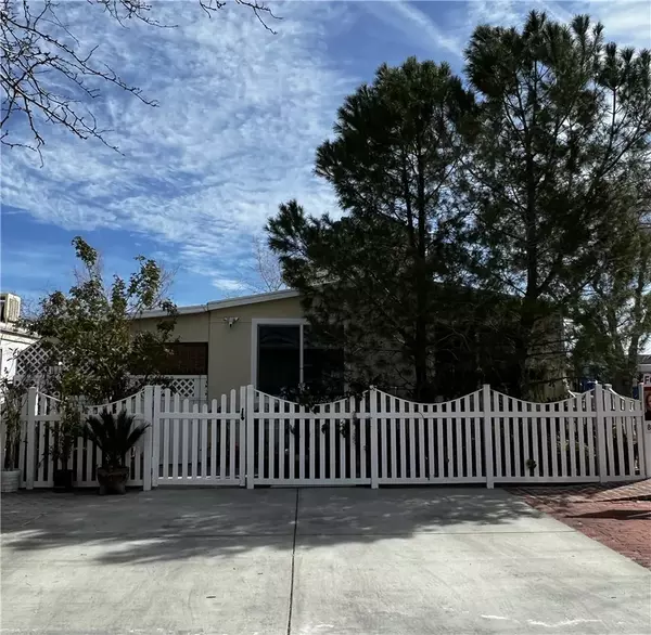 3524 E. Avenue R #107, Palmdale, CA 93550