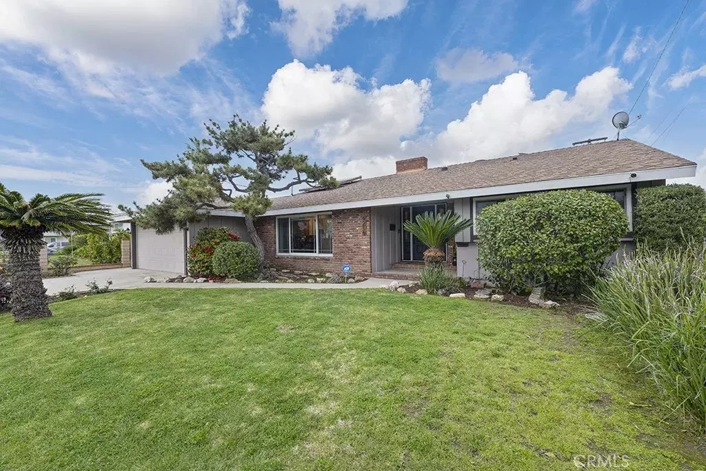 North Hills, CA 91343,9216 Rubio Avenue