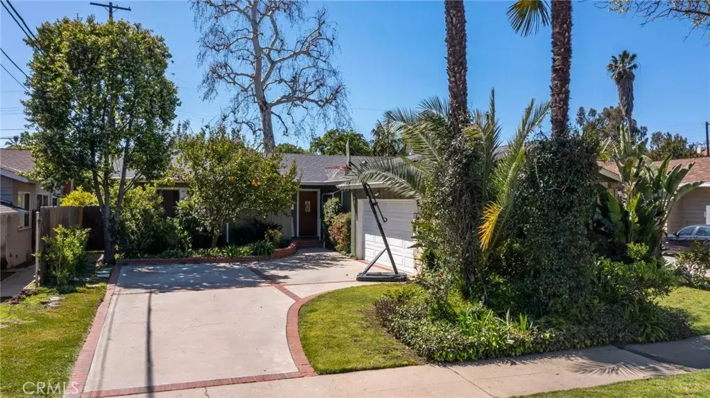 14312 Killion Street, Sherman Oaks, CA 91401