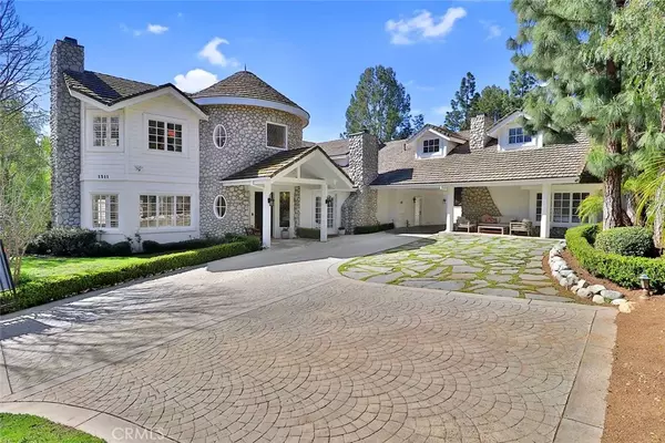 1511 Pathfinder Avenue, Westlake Village, CA 91362