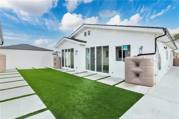 Sun Valley, CA 91352,11221 Runnymede Street