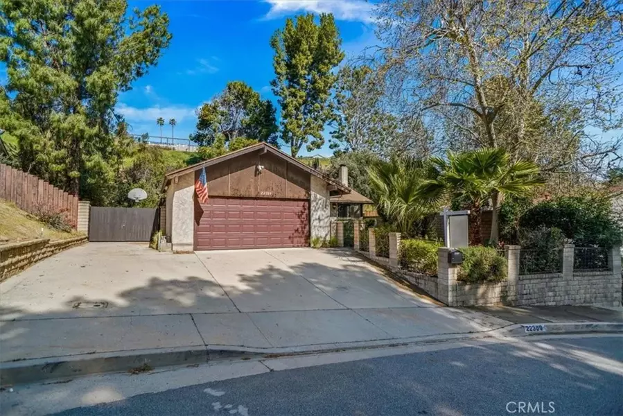 22309 Melodi Lane, Saugus, CA 91350