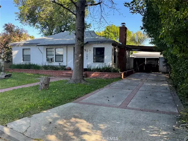 Lake Balboa, CA 91406,17245 Kittridge Street