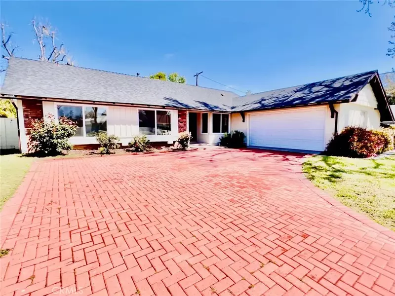 22301 Marlin Place, Canoga Park, CA 91303