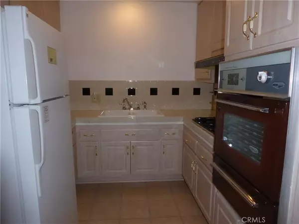 Newhall, CA 91321,19116 Avenue Of The Oaks #D