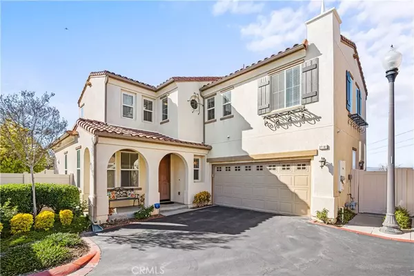 27191 Remer Court, Newhall, CA 91350