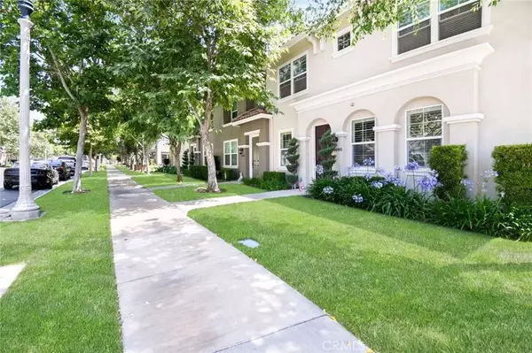 24093 Avocado Lane, Valencia, CA 91354