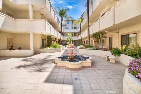 Sherman Oaks, CA 91423,14050 Magnolia Boulevard #114