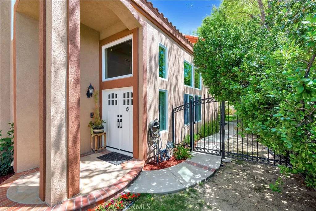 Saugus, CA 91350,28348 Nicholas Circle