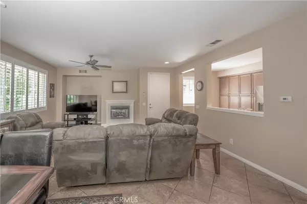 Saugus, CA 91350,28384 Mirabelle Lane #1