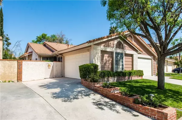 25985 Pueblo Drive, Valencia, CA 91355