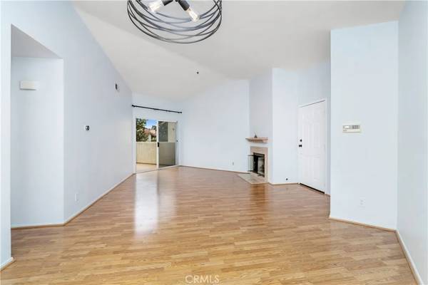 Oak Park, CA 91377,5744 Oak Bend Lane #404