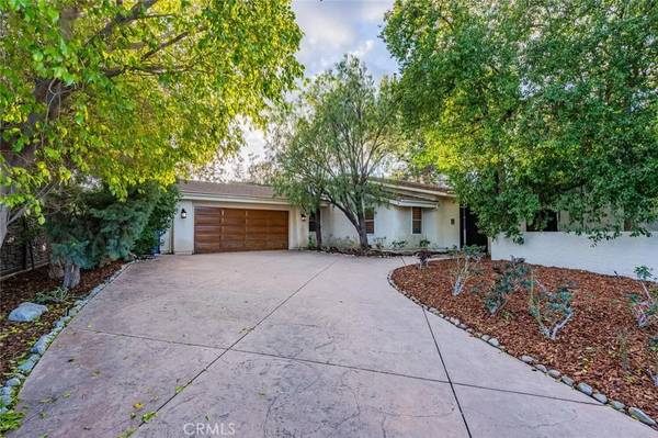 Calabasas, CA 91302,4381 Park Corona