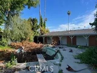 18720 Redwing Street, Tarzana, CA 91356