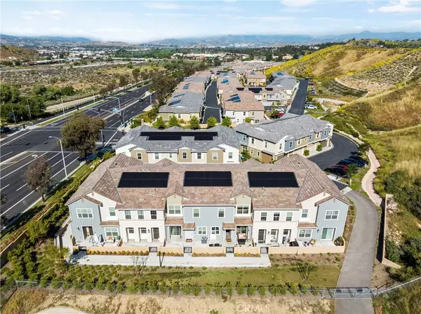 Saugus, CA 91350,26408 Brahman Court