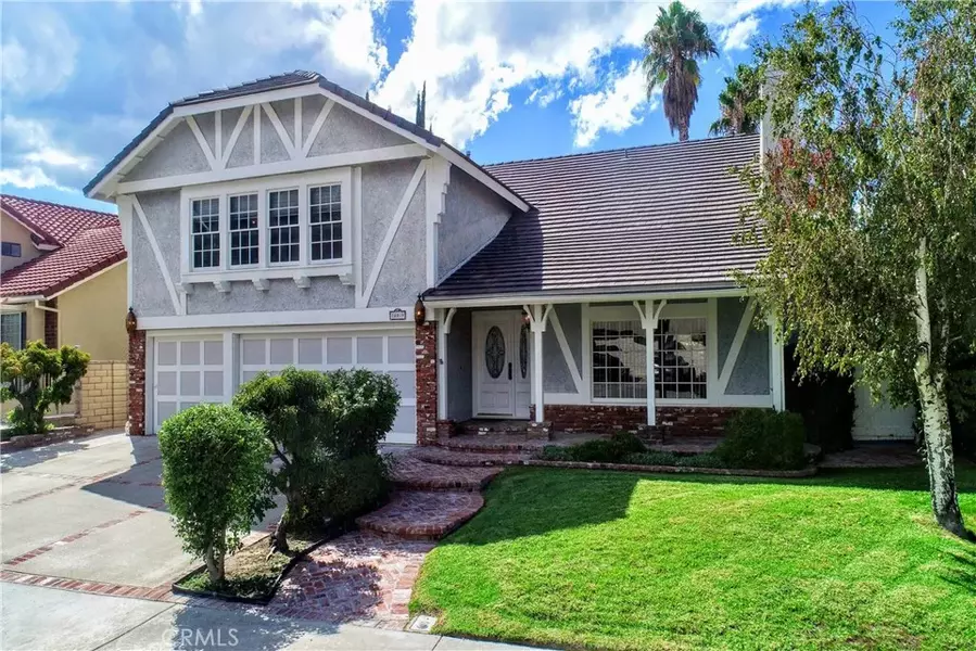 28019 Charles Drive, Saugus, CA 91350