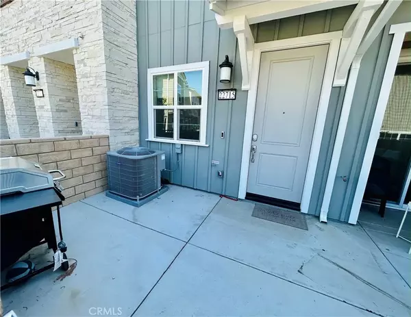 Saugus, CA 91350,22715 Harmony Drive