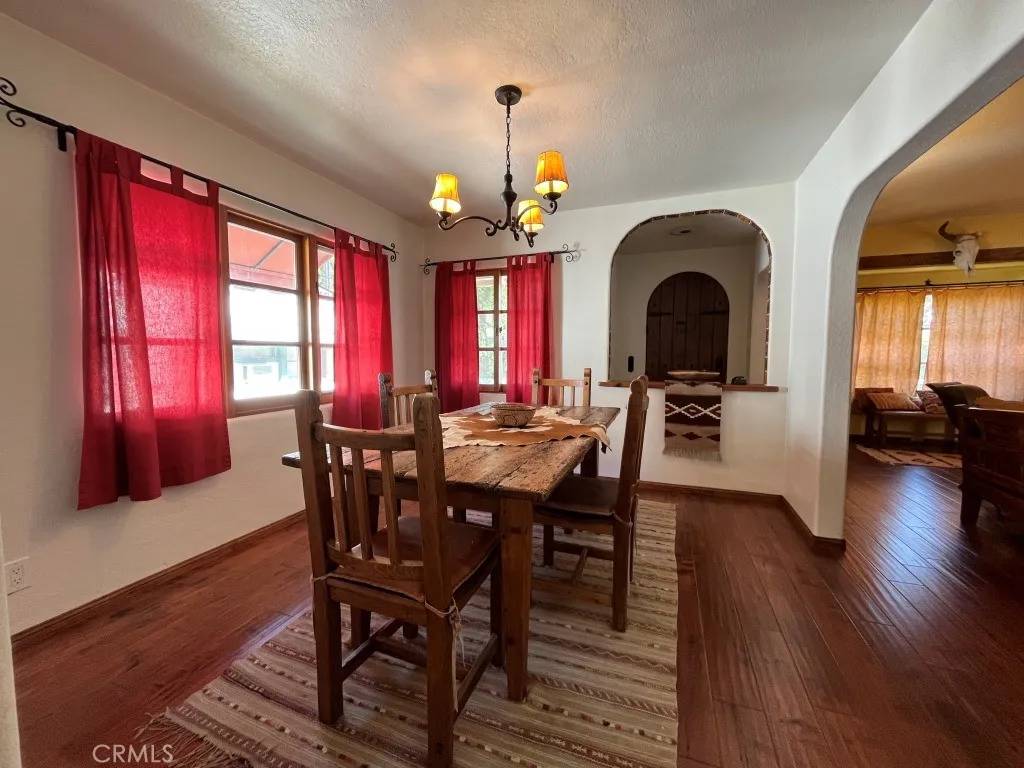 Valley Village, CA 91607,12349 La Maida Street