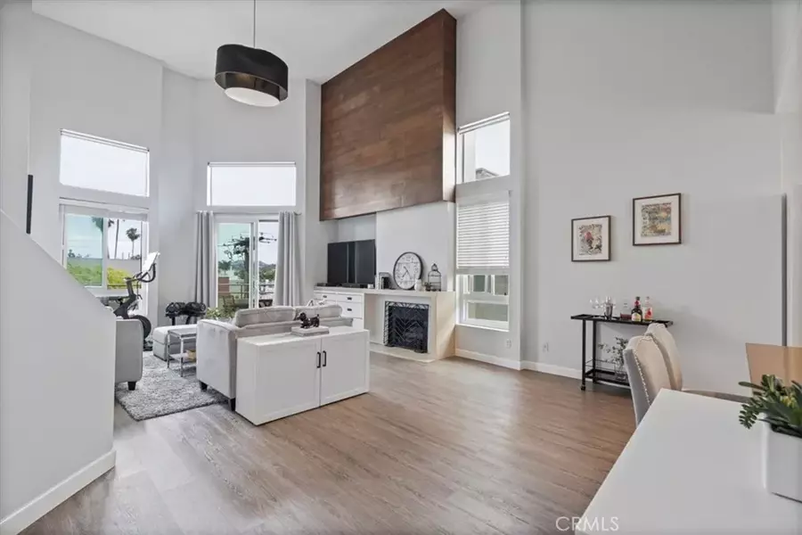 13920 Moorpark Street #301, Sherman Oaks, CA 91423