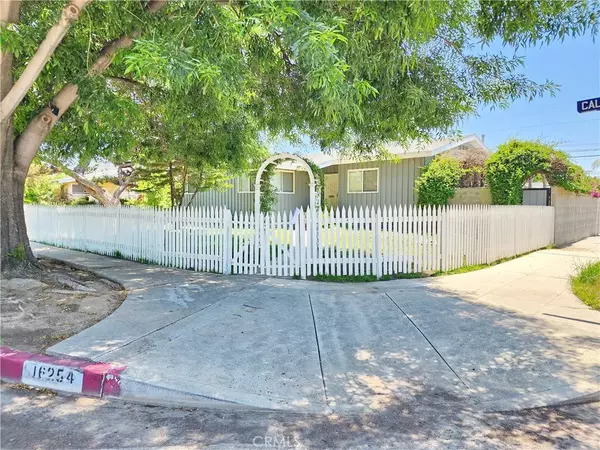 16254 Calahan Street, North Hills, CA 91343