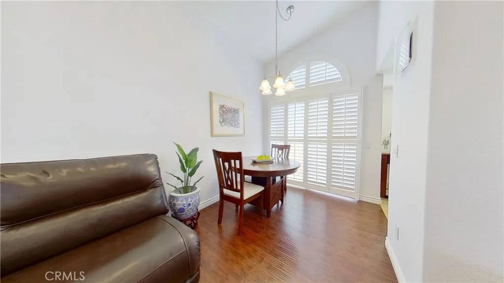 18832 Vista Del Canon #F, Newhall, CA 91321