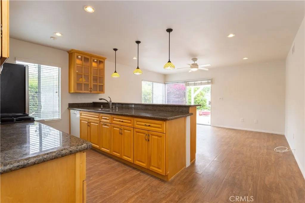 Chatsworth, CA 91311,9305 Hanna Avenue