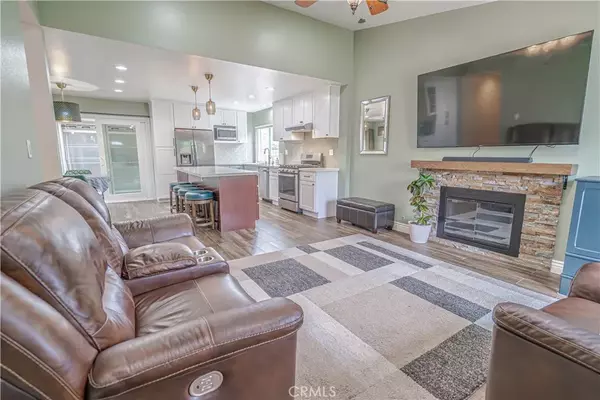 Saugus, CA 91350,27852 Caraway Lane