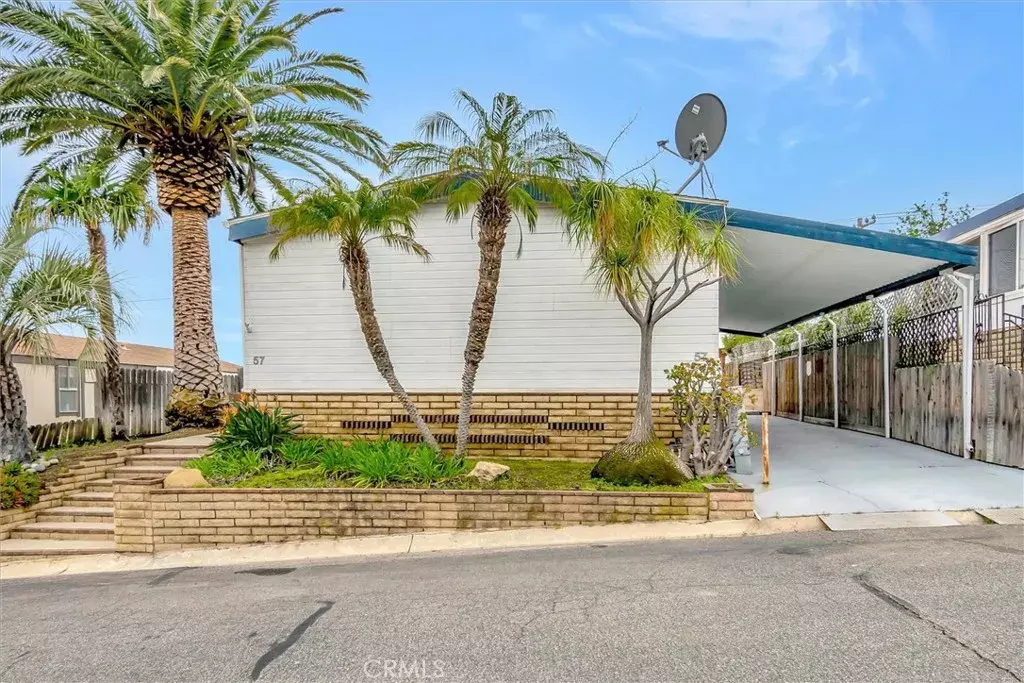 Canoga Park, CA 91304,24425 Woolsey #57