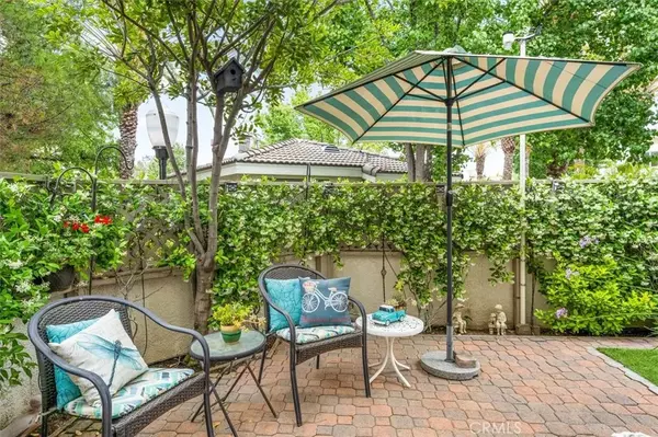 Saugus, CA 91350,25422 Pyramid Peak Drive