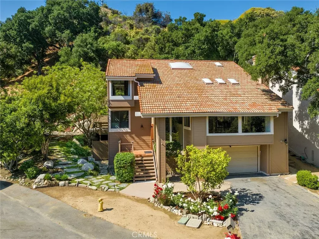 Newhall, CA 91321,23710 La Salle Canyon Road