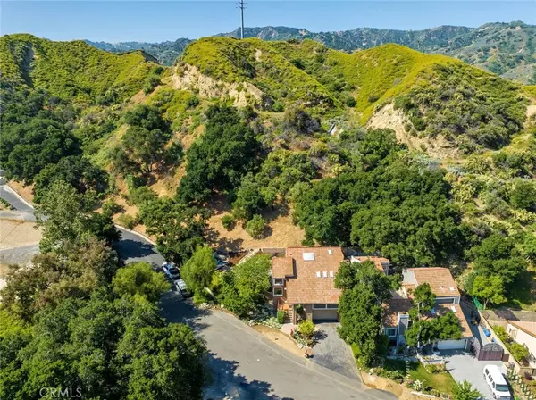 Newhall, CA 91321,23710 La Salle Canyon Road