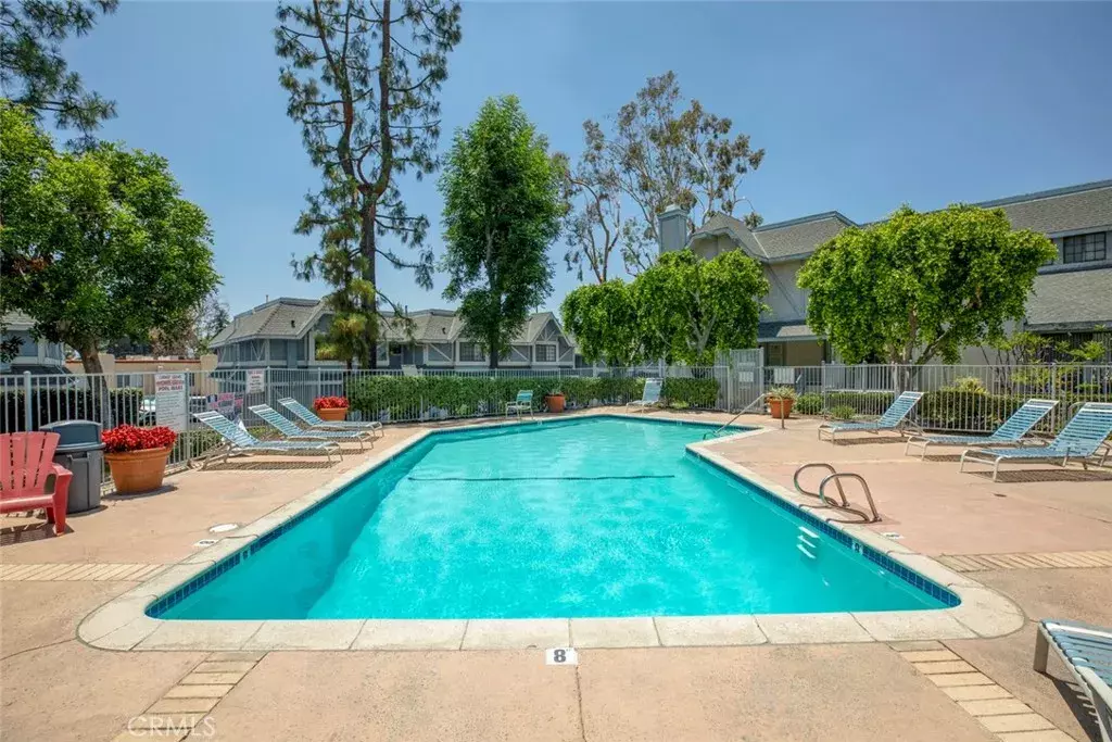 Northridge, CA 91325,18460 Lemarsh Street #15