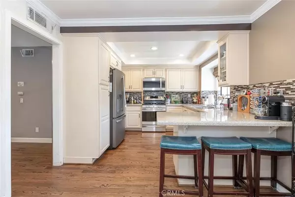 Northridge, CA 91325,18460 Lemarsh Street #15